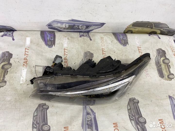 Фара передняя левая Subaru Impreza WRX