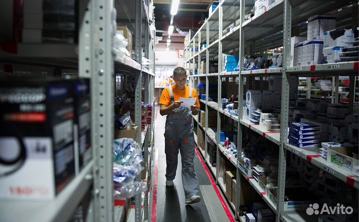 Фасовщик с проживанием Склад техники