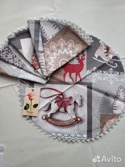 Салфетки на стол сервировочные