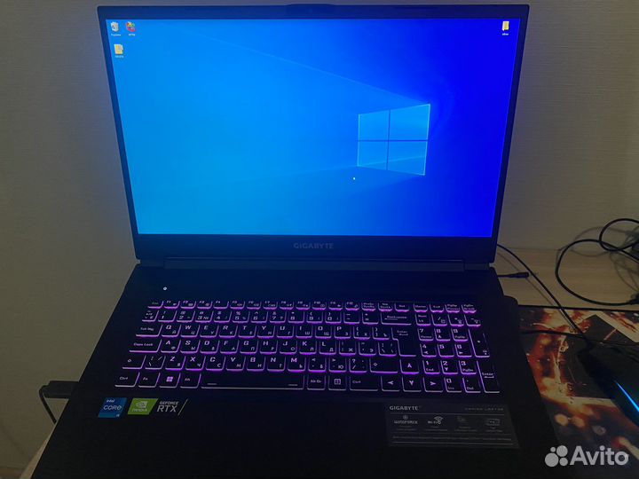 Ноутбук Gigabyte g7