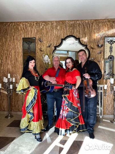 Цыганский ансамбль 