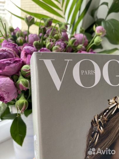 Муляж книги брэнда для интерьера, реквизит