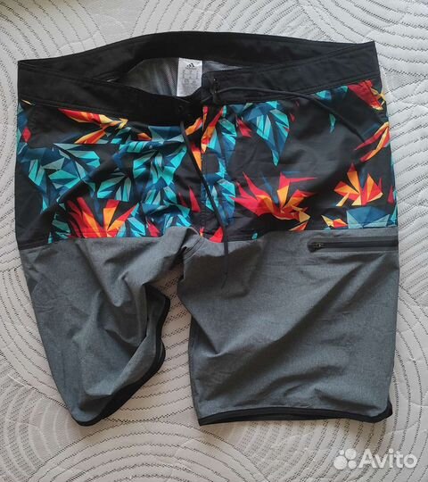 Adidas XL(51cm) король пляжа