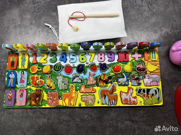 Развивающие игрушки для малышей пакетом