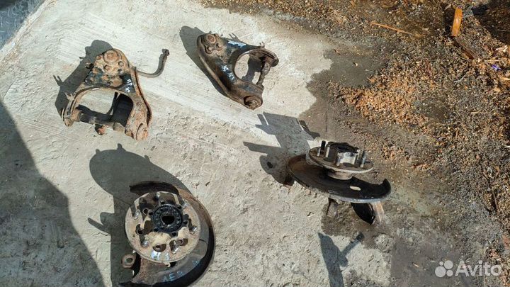 Передние рычаги подвески ховер h2 h3 h5