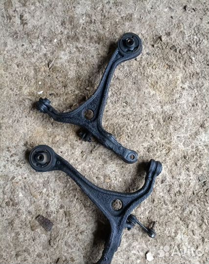 Рычаги передние нижние Аккорд 7