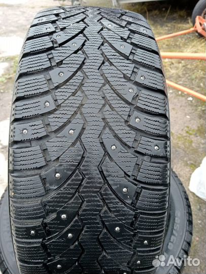 Pirelli Formula Ice 205/60 R16 96T