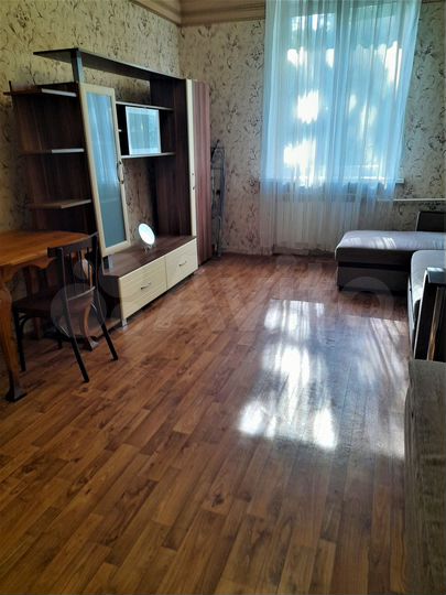 Комната 20 м² в 6-к., 3/3 эт.