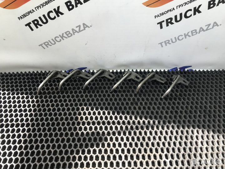 Комплект масляных форсунок Renault Magnum