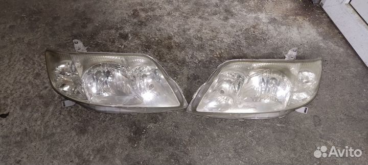 Фары toyota fielder