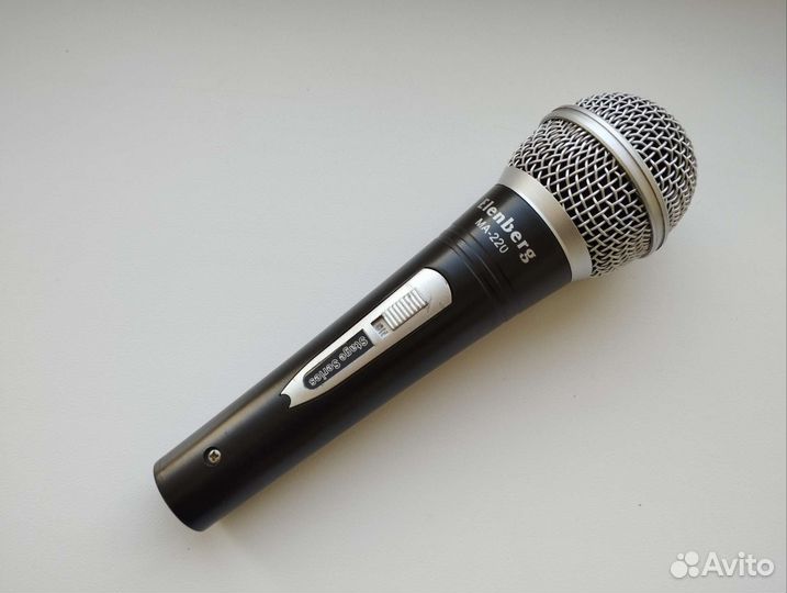 Динамический микрофон Elenberg MA-220