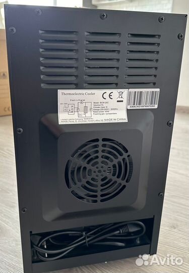 Продам винный холодильник