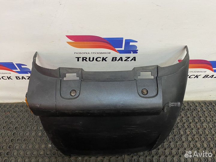 Крыло заднее правое передняя часть