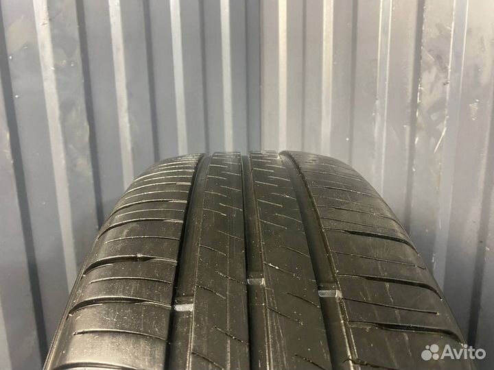 Michelin Energy XM2 215/65 R16 98H