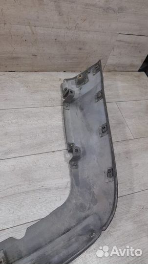 Губа заднего бампера Toyota Land Cruiser 200 С