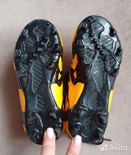 Футбольные бутсы