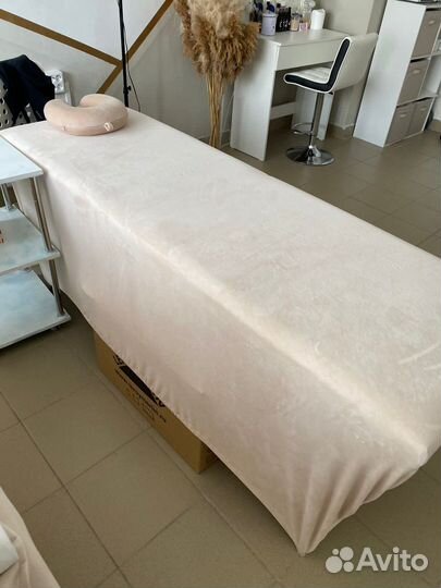 Кушетка для наращивания ресниц