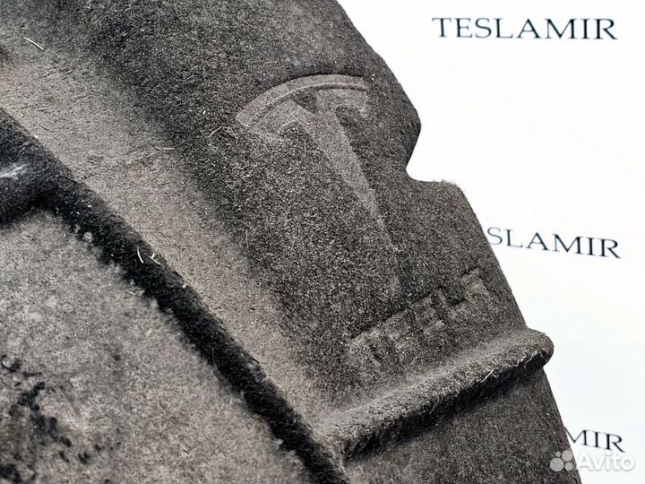 Подкрылок (защита колесных арок) задний левый