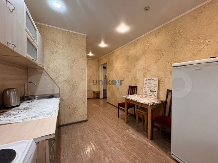 2-к. квартира, 50 м², 3/10 эт.