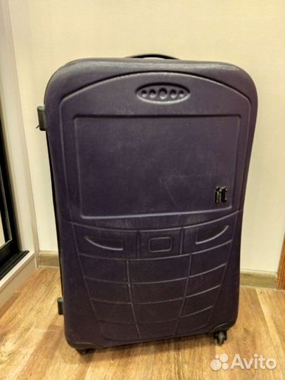 Чемодан на колесах