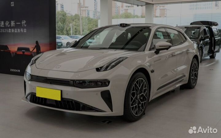 Zeekr 001 272 л.с. AT, 2024, 7 км
