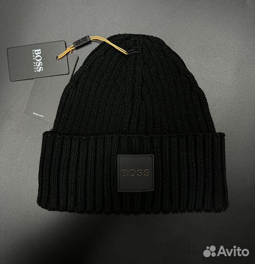 Мужская шапка boss