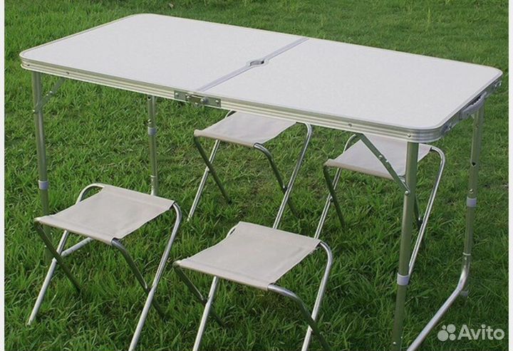 Складной стол + 4 стула новые комплекты