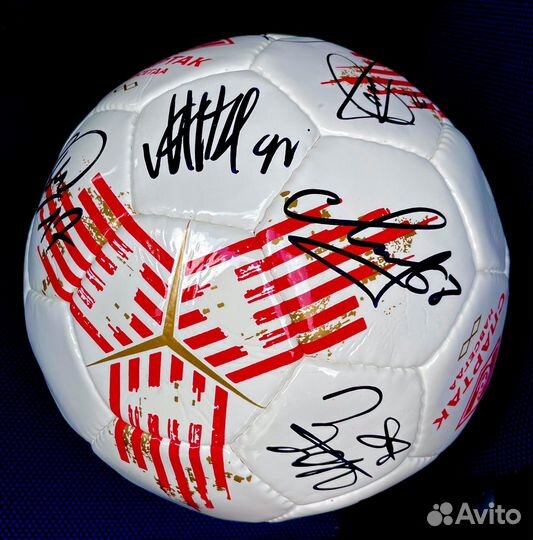 Футбольный мяч с автографами фк Спартак Москва
