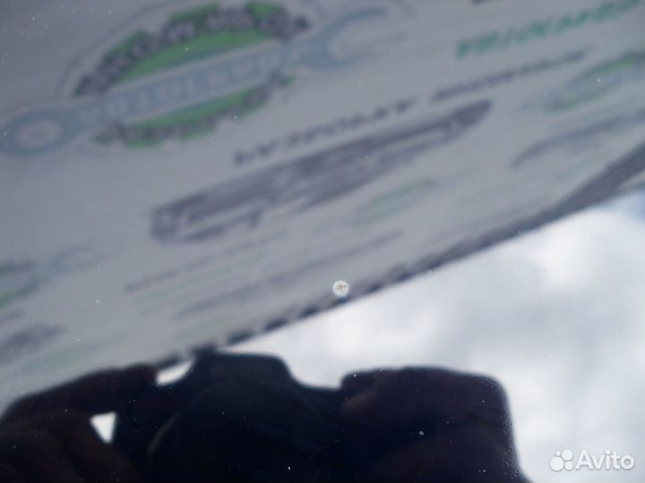 Стекло кузовное правое глухое Honda HR-V 3D 1999г