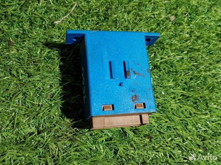 Реле центрального замка Peugeot 806