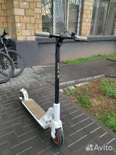 М.22132 Электросамокат Kugo M2 Pro