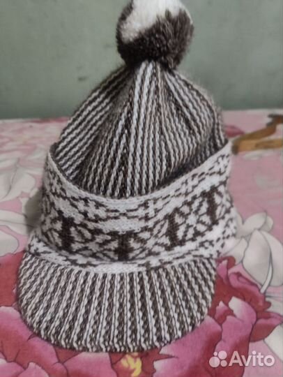 Мужская зимняя шапка вязаная