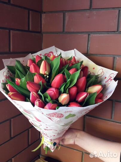Тюльпаны в букет