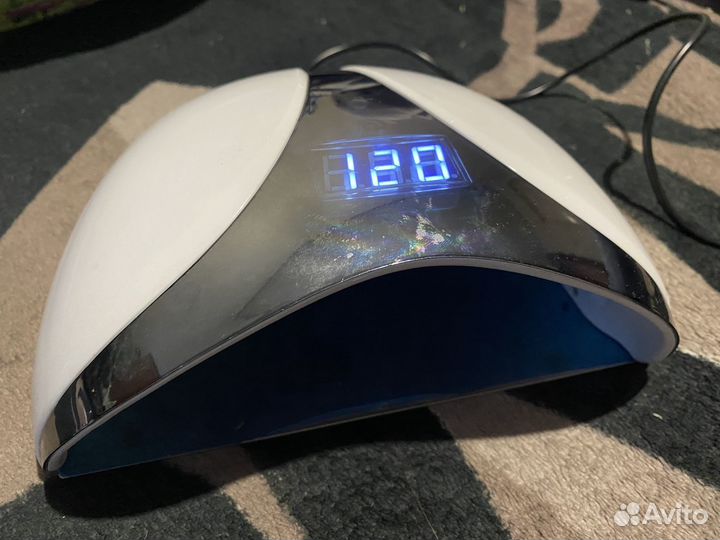 Лампа для ногтей