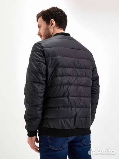 Мужская куртка бомбер стеганая весна демисезон