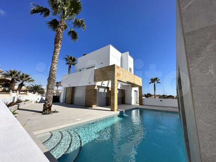 Дом 240 м² на участке 500 м² (Испания)