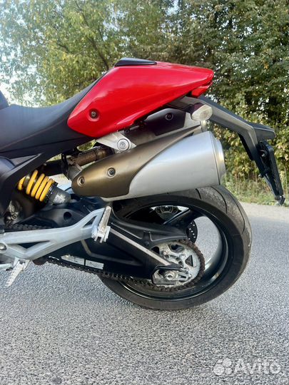 Ducati 696