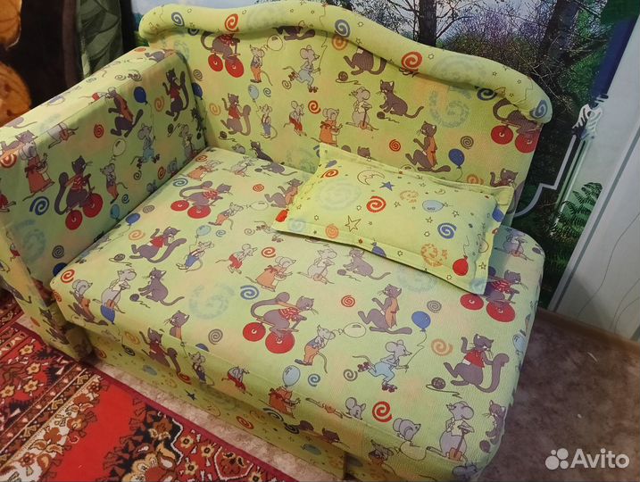 Детский диванчик раскладной бу
