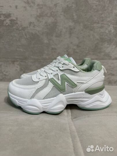 Кроссовки new balance женские