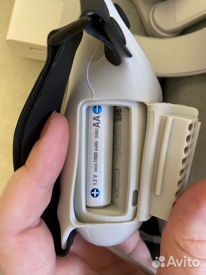 Продаю oculus Qwest 2 128 GB