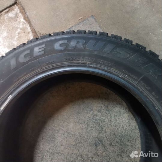Bridgestone Ice Cruiser 7000 215/60 R17 100