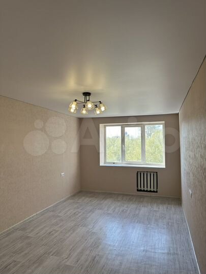 Комната 19 м² в 2-к., 4/5 эт.