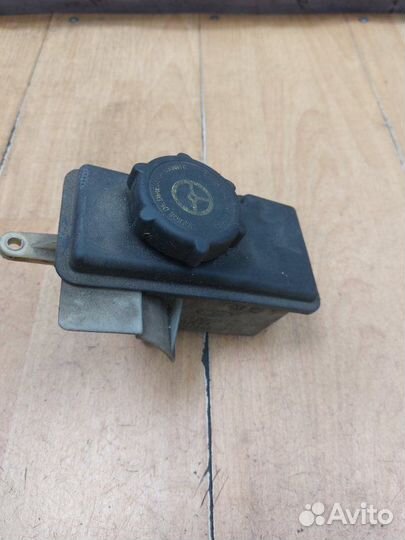 Бачок гидроусилителя Ford Mondeo cjba 2008