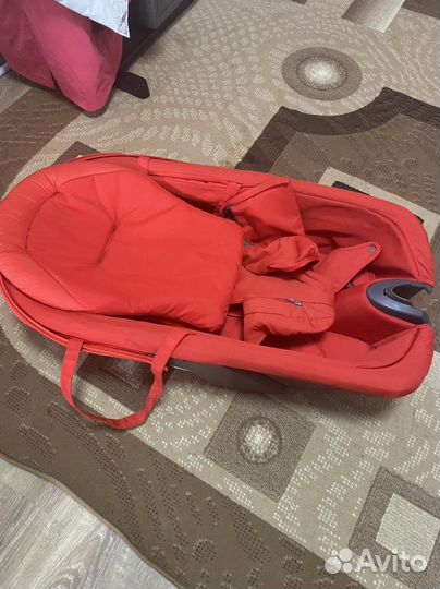 Прогулочная коляска stokke