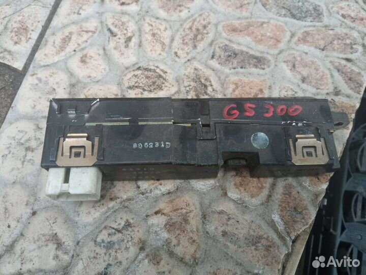 Lexus GS300 Toyota Aristo часы салона