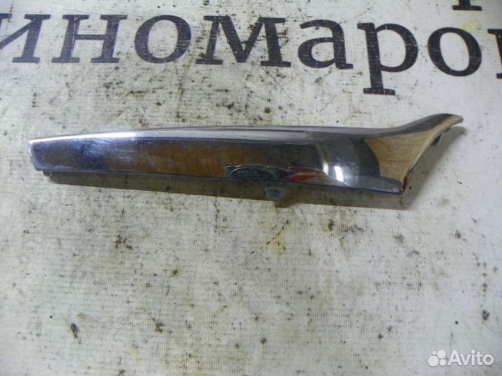 Накладка на решетку радиатора Hyundai Solaris