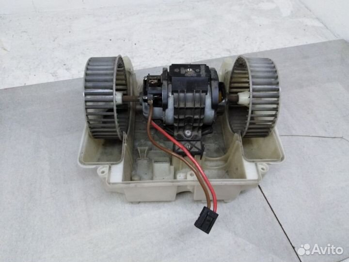 Моторчик печки Мерседес