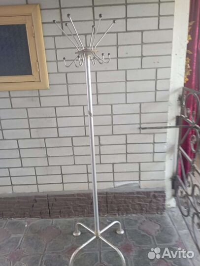 Вешалка напольная