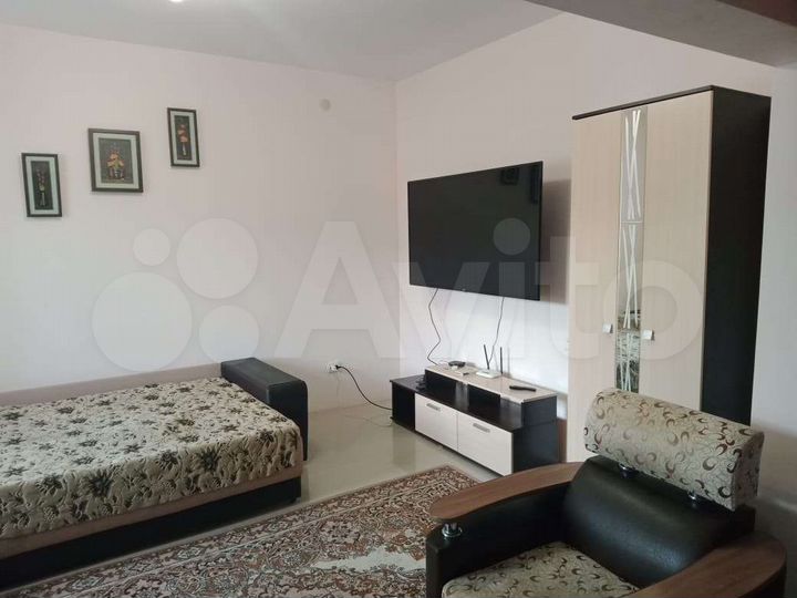 2-к. квартира, 81 м², 6/16 эт.