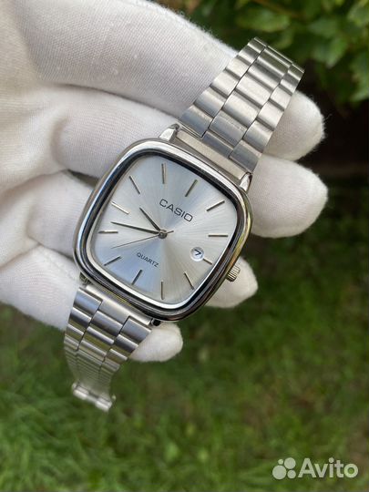 Часы casio quartz old many